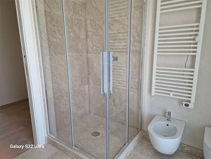 Immagine 43 di Villa in vendita  in Via Basilicata a Pietrasanta