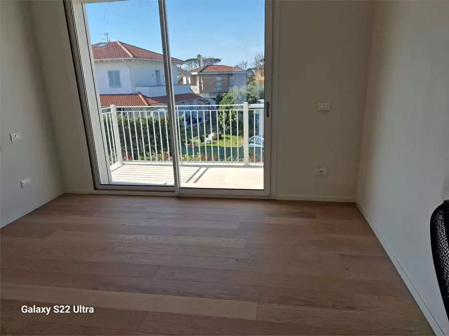 Immagine 49 di Villa in vendita  in Via Basilicata a Pietrasanta