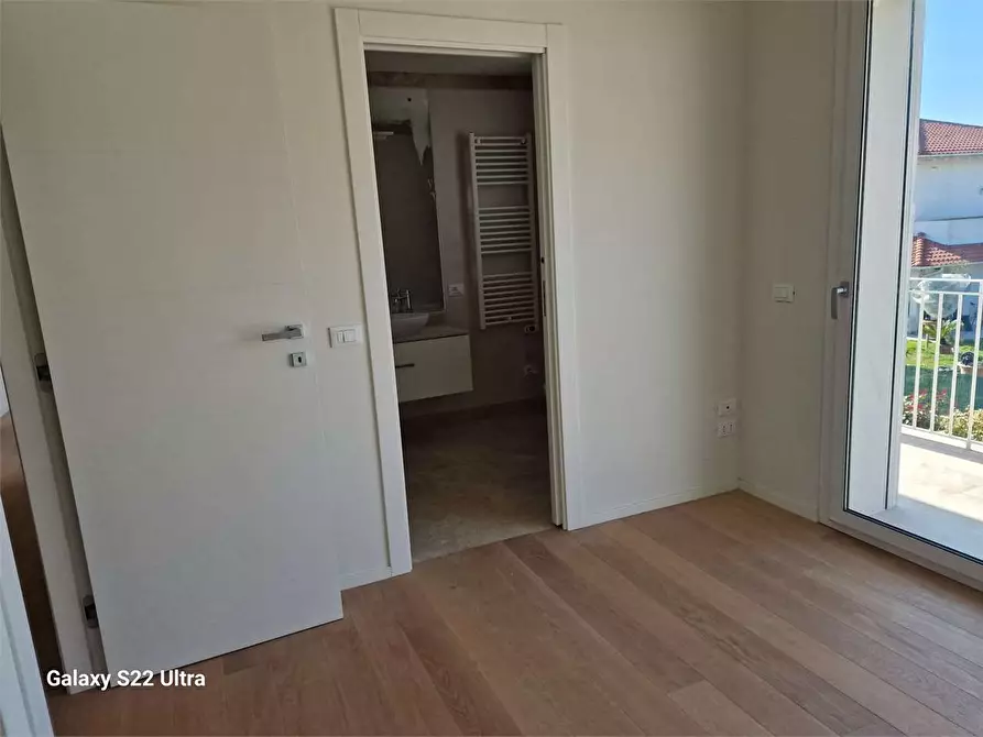 Immagine 42 di Villa in vendita  in Via Basilicata a Pietrasanta