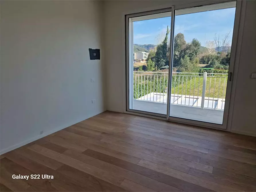 Immagine 39 di Villa in vendita  in Via Basilicata a Pietrasanta