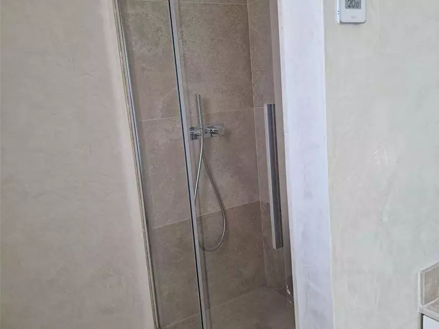 Immagine 35 di Villa in vendita  in Via Basilicata a Pietrasanta