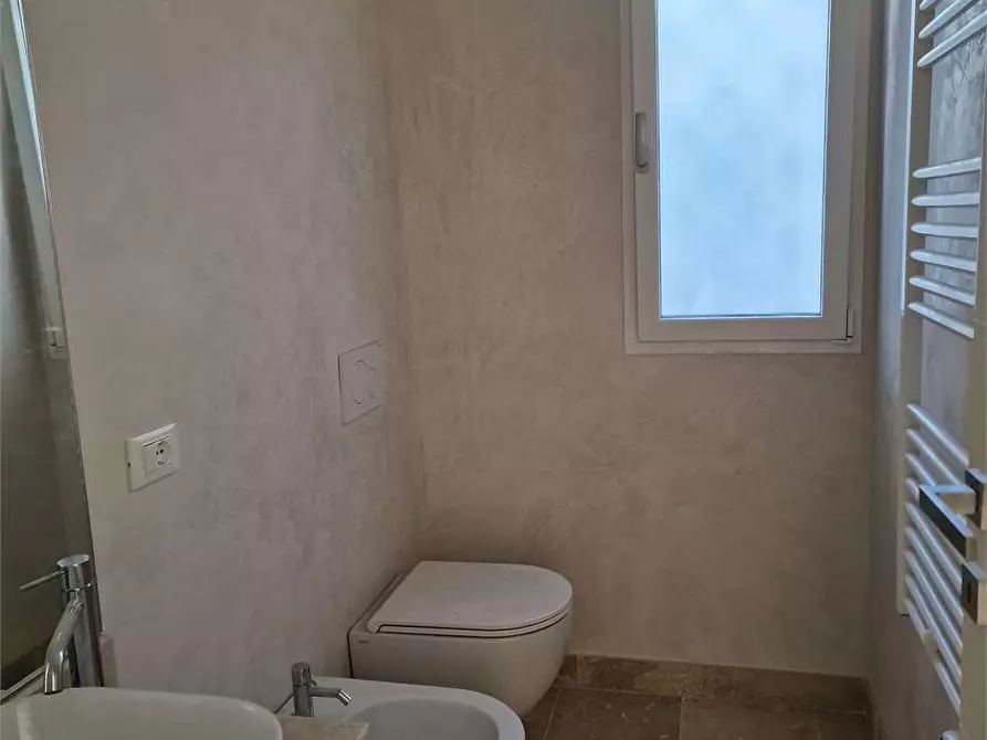 Immagine 40 di Villa in vendita  in Via Basilicata a Pietrasanta