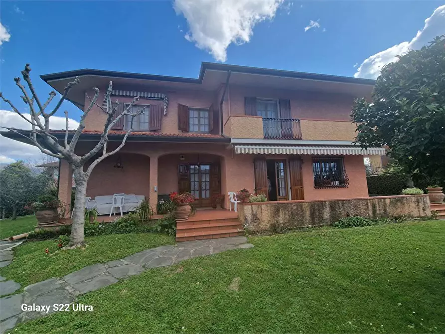 Immagine 7 di Villa in affitto  in Via Colombo a Forte Dei Marmi