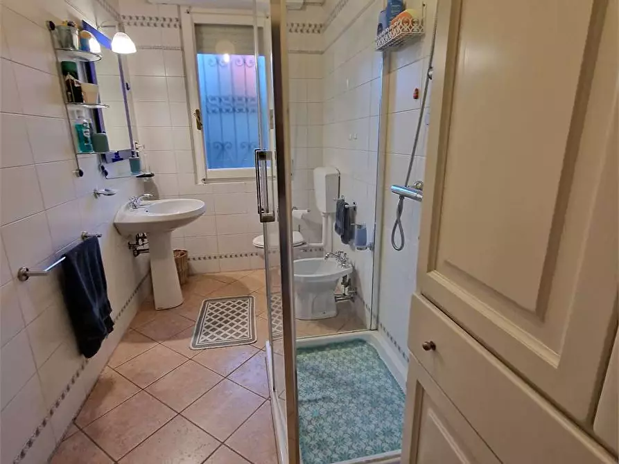 Immagine 38 di Villa in affitto  in Via Gorizia a Forte Dei Marmi