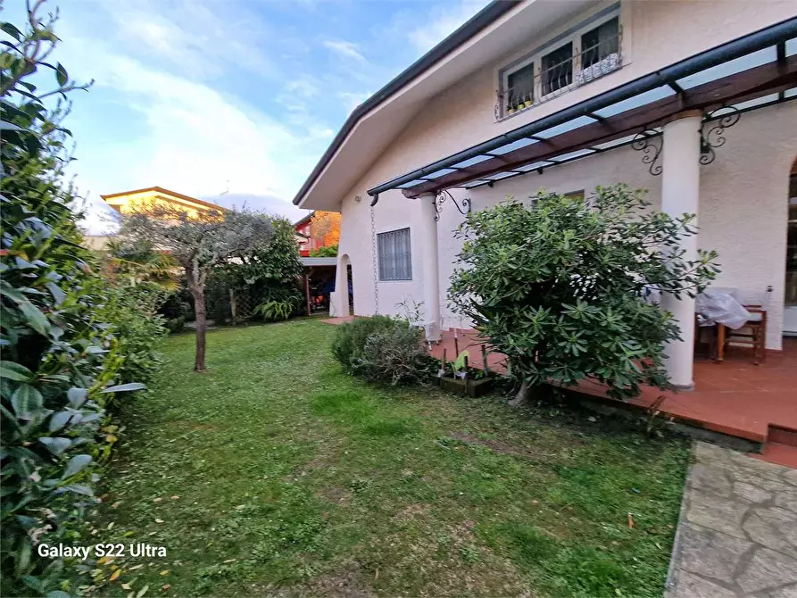 Immagine 52 di Villa in affitto  in Via Gorizia a Forte Dei Marmi