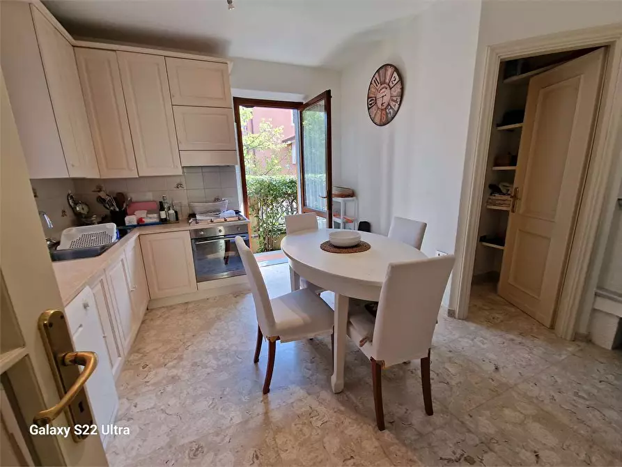 Immagine 11 di Casa bifamiliare in affitto  in Via G.Agnelli a Forte Dei Marmi