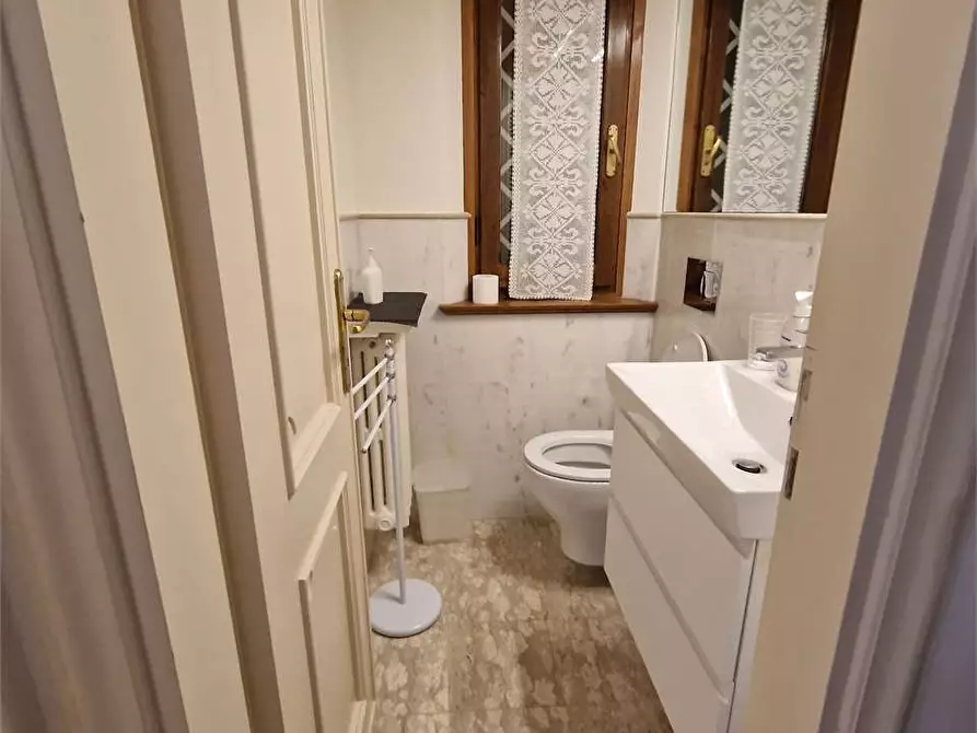 Immagine 15 di Casa bifamiliare in affitto  in Via G.Agnelli a Forte Dei Marmi