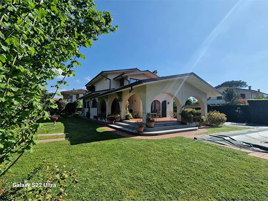 Immagine 37 di Villa in vendita  in Via Martiri di Sant Anna a Forte Dei Marmi