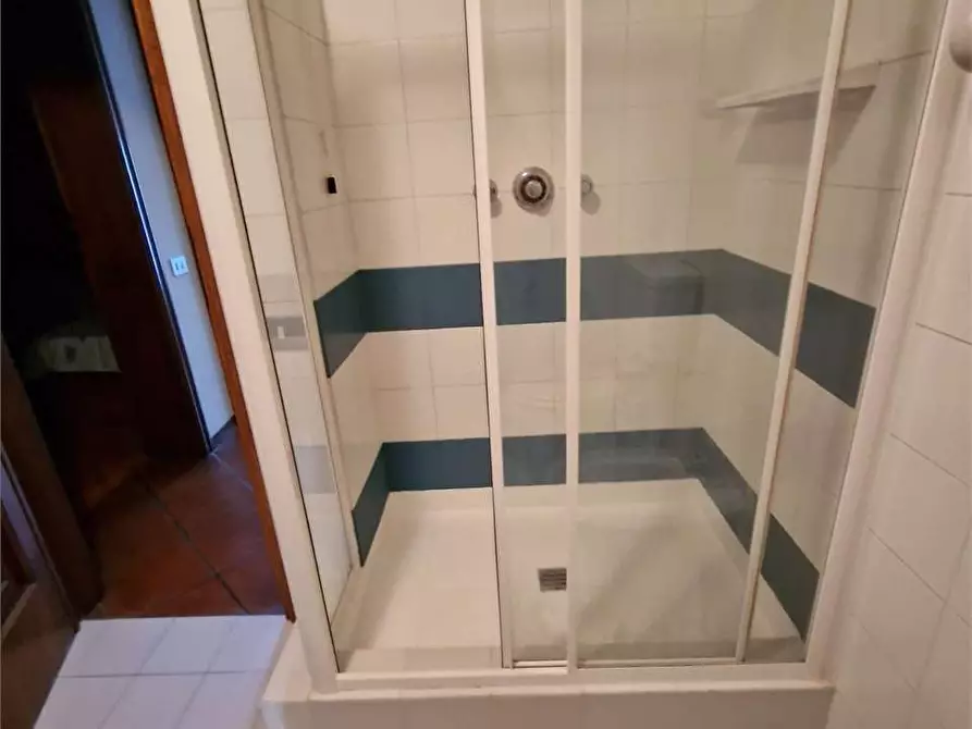 Immagine 40 di Casa bifamiliare in vendita  in Via  XX Settembre a Forte Dei Marmi