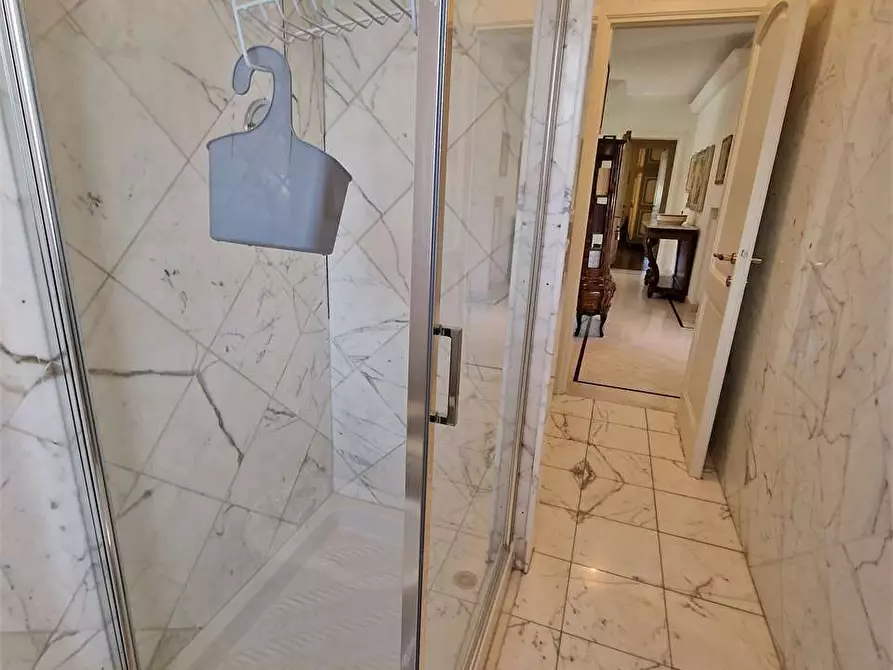 Immagine 43 di Villa in affitto  in Via Francesco Carrara a Forte Dei Marmi