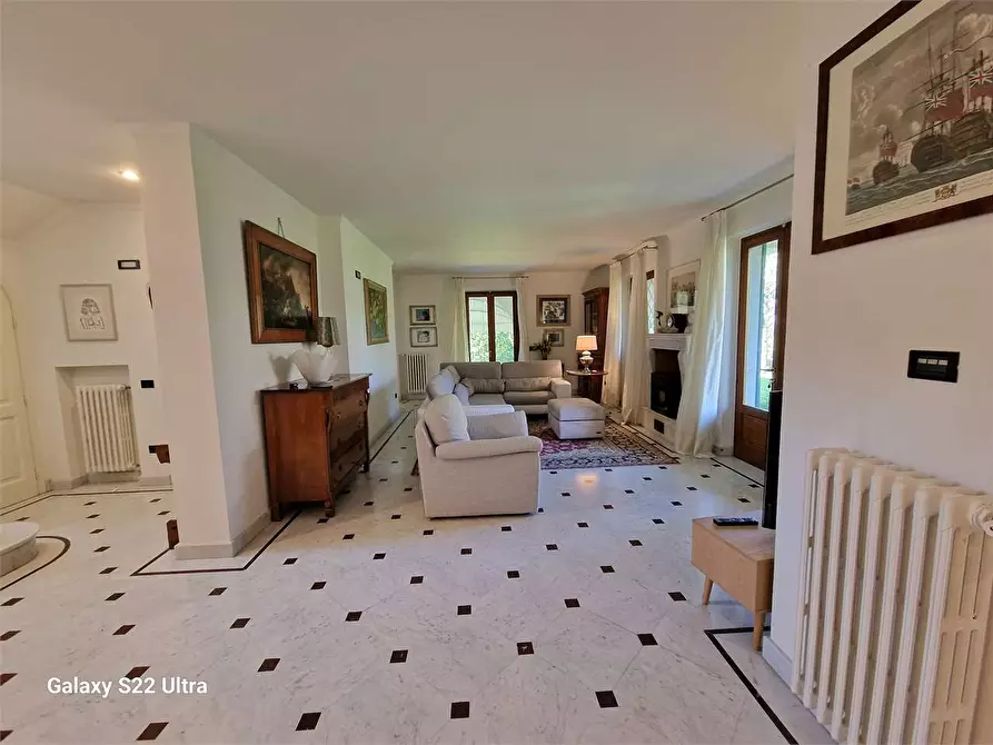 Immagine 6 di Villa in affitto  in Via Francesco Carrara a Forte Dei Marmi