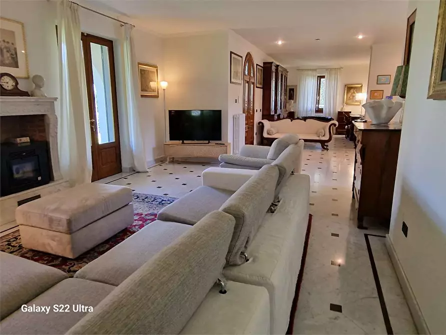 Immagine 17 di Villa in affitto  in Via Francesco Carrara a Forte Dei Marmi