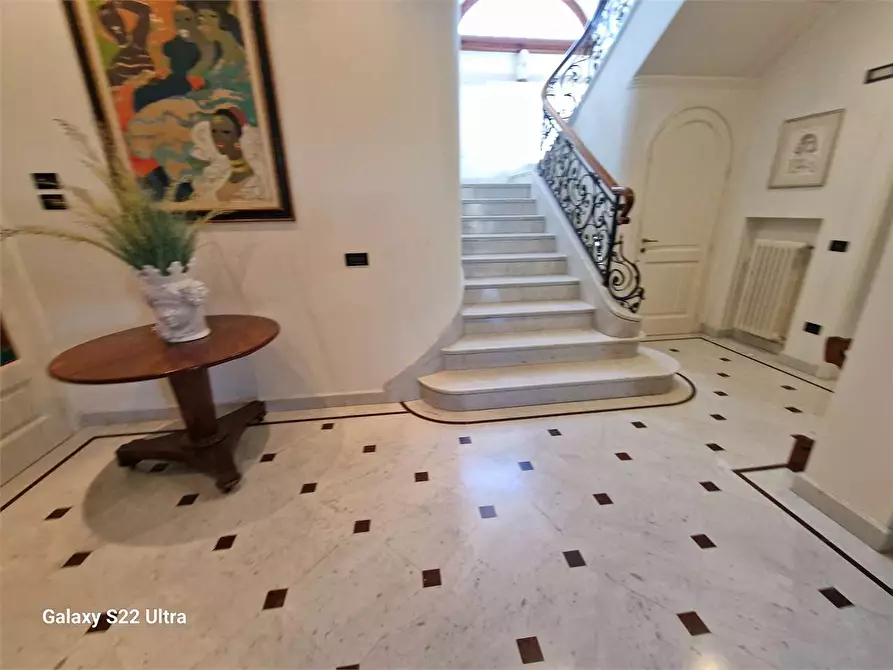 Immagine 27 di Villa in affitto  in Via Francesco Carrara a Forte Dei Marmi