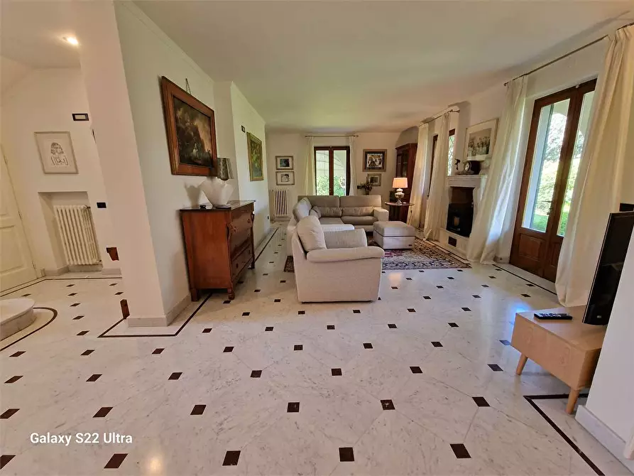 Immagine 30 di Villa in affitto  in Via Francesco Carrara a Forte Dei Marmi