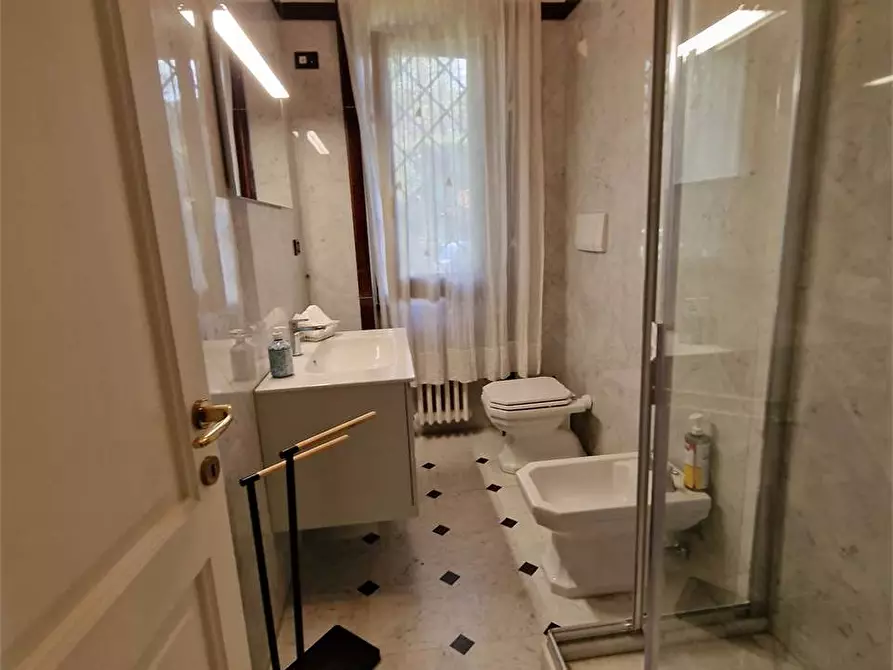 Immagine 36 di Villa in affitto  in Via Francesco Carrara a Forte Dei Marmi