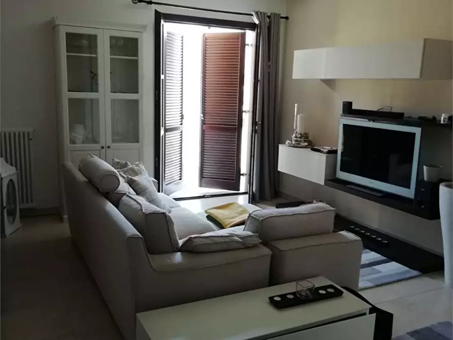 Immagine 12 di Appartamento in vendita  in Via Pascoli a Seravezza