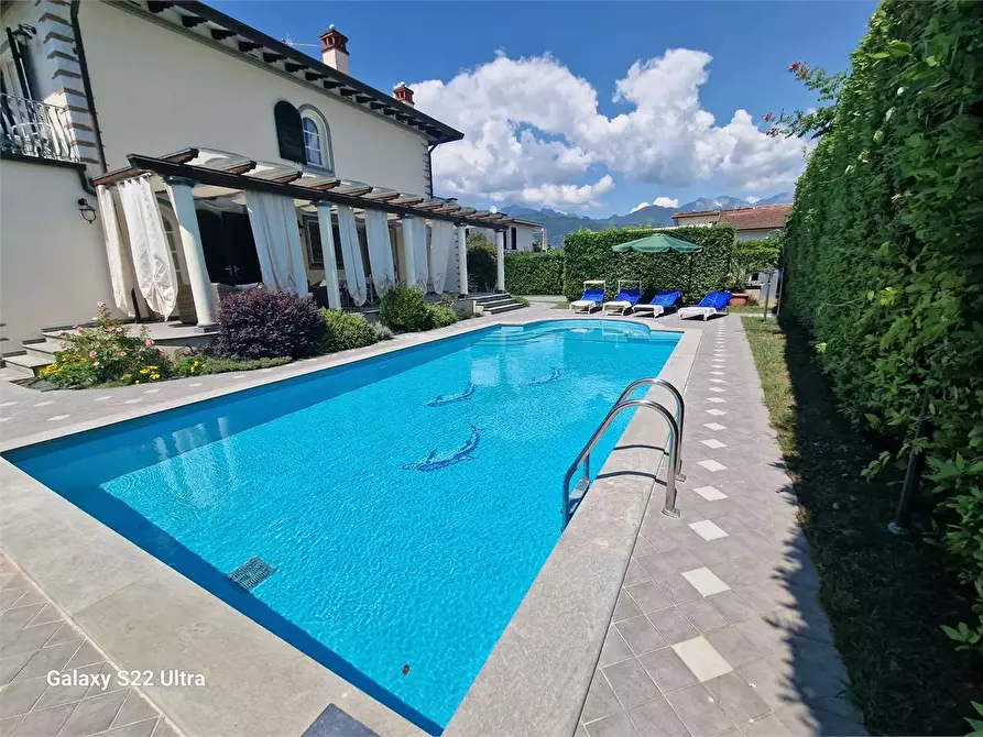 Immagine 63 di Villa in affitto  in Via B. Croce a Forte Dei Marmi