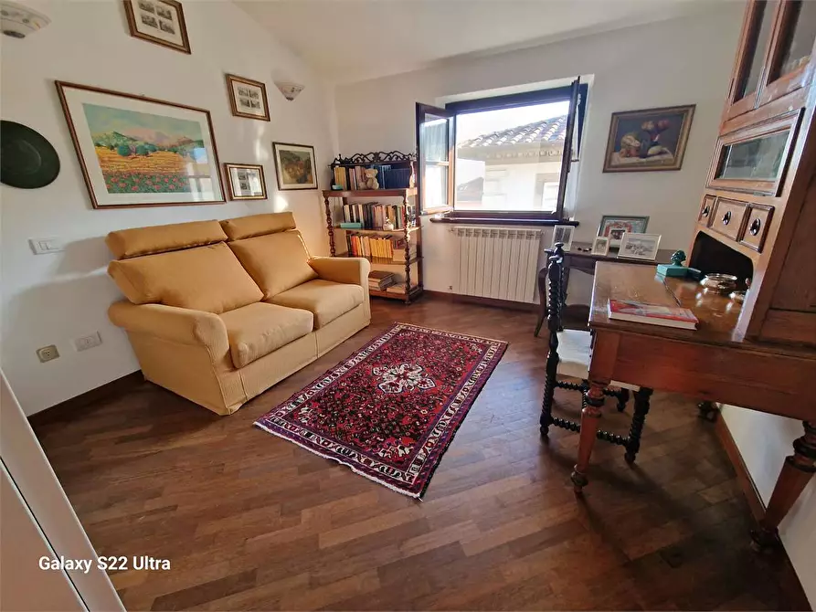 Immagine 22 di Appartamento in vendita  in Via Stagio Stagi a Pietrasanta