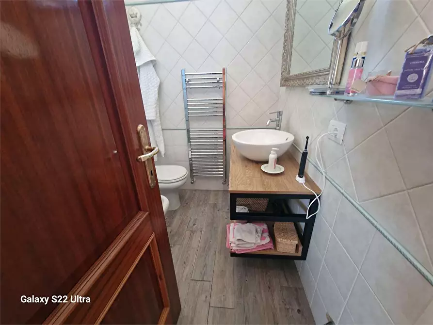 Immagine 27 di Appartamento in vendita  in Via Stagio Stagi a Pietrasanta