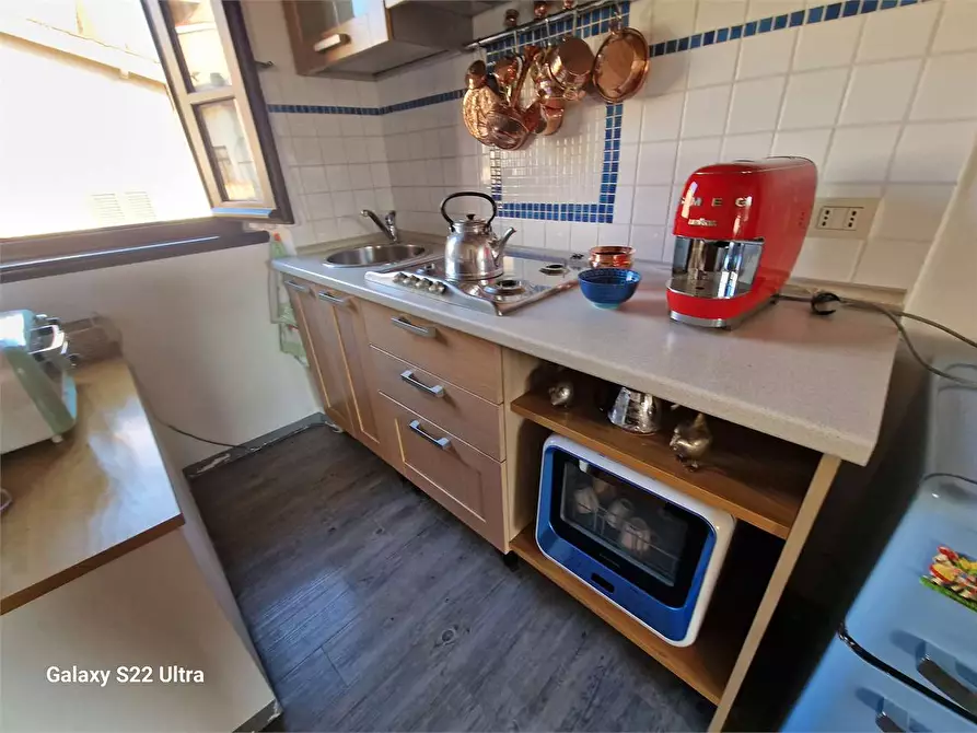 Immagine 11 di Appartamento in vendita  in Via Stagio Stagi a Pietrasanta