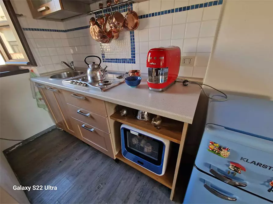 Immagine 12 di Appartamento in vendita  in Via Stagio Stagi a Pietrasanta