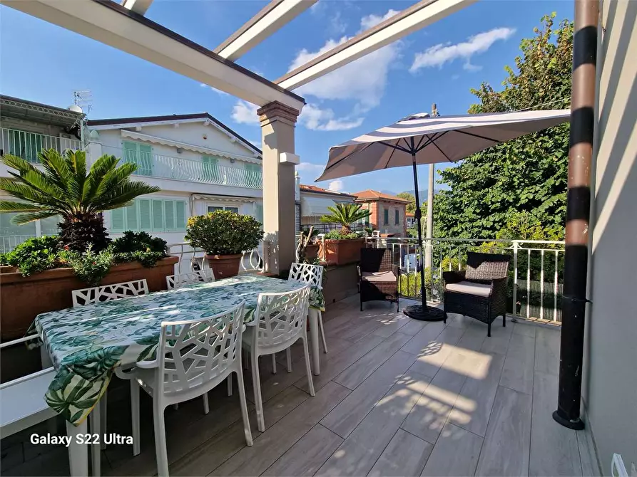 Immagine 3 di Appartamento in vendita  in Via Leonardo da Vinci a Pietrasanta
