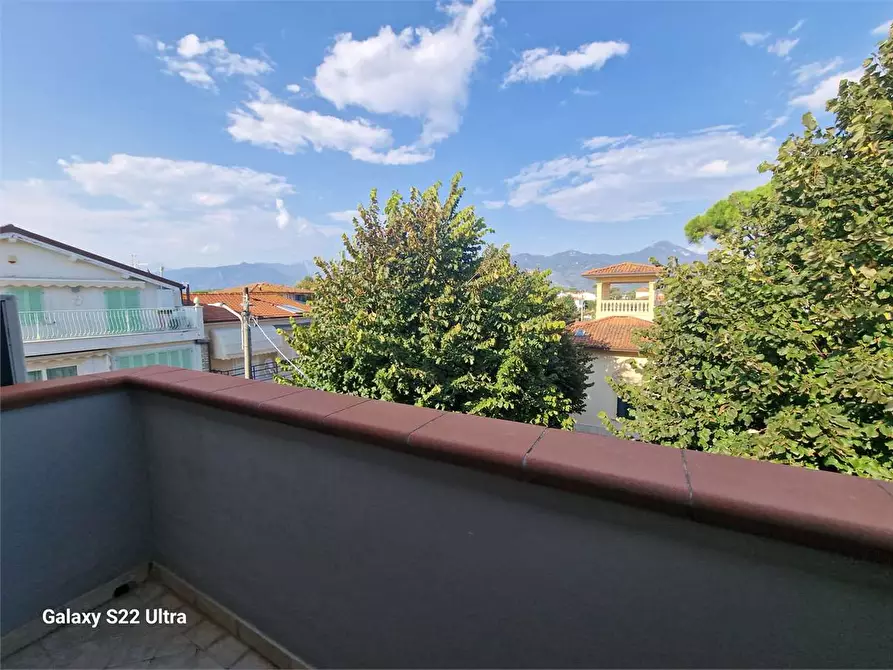 Immagine 24 di Appartamento in vendita  in Via Leonardo da Vinci a Pietrasanta