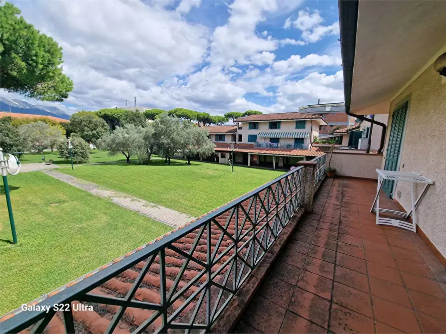 Immagine 43 di Appartamento in affitto  in Via Medici a Forte Dei Marmi