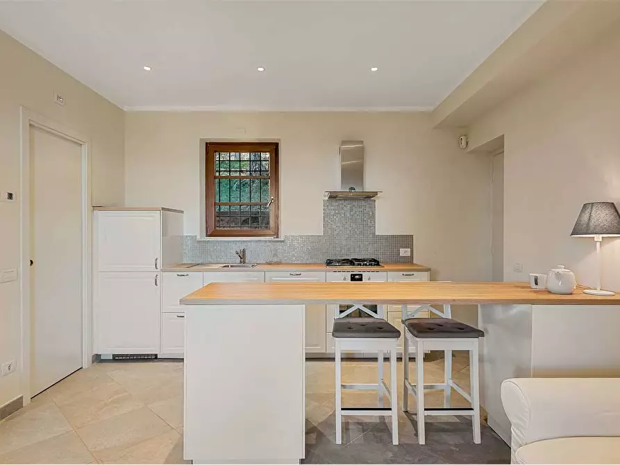 Immagine 16 di Villa in affitto  in Via Casone a Pietrasanta