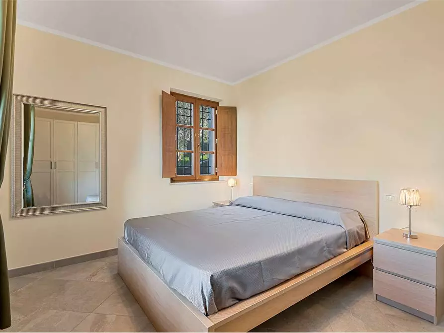 Immagine 30 di Villa in affitto  in Via Casone a Pietrasanta