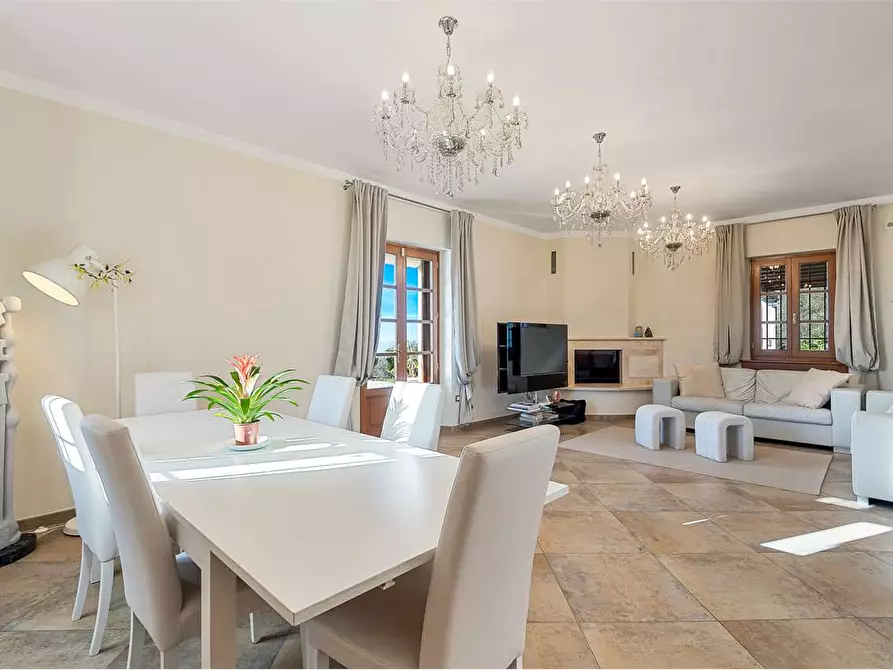 Immagine 20 di Villa in affitto  in Via Casone a Pietrasanta