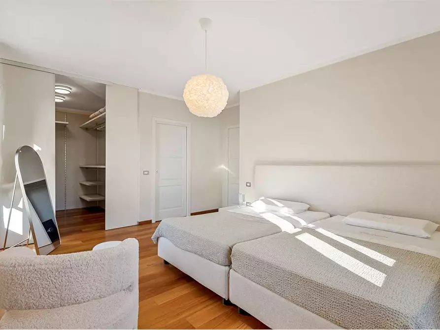 Immagine 34 di Villa in affitto  in Via Casone a Pietrasanta