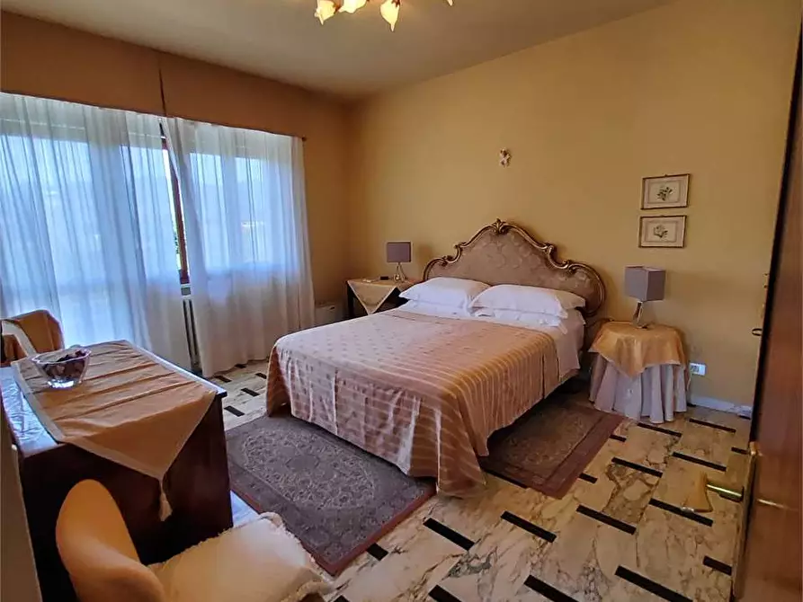 Immagine 16 di Villa in vendita  in Via B. Croce a Forte Dei Marmi