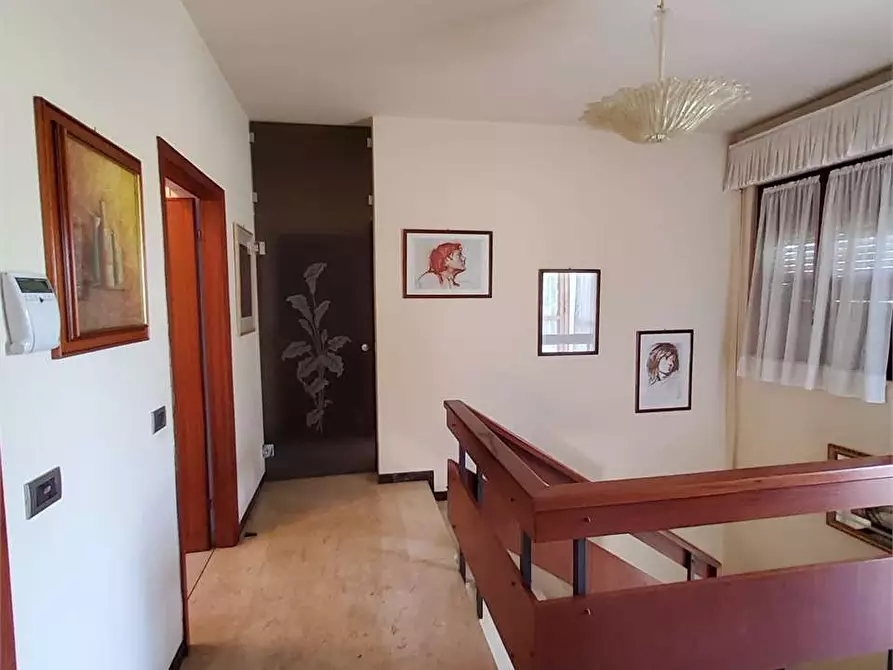 Immagine 14 di Villa in vendita  in Via B. Croce a Forte Dei Marmi