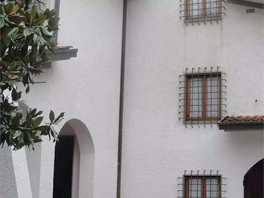 Immagine 4 di Casa bifamiliare in affitto  in Via L.Raffaelli a Forte Dei Marmi