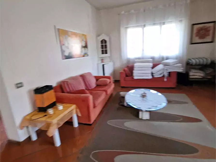 Immagine 10 di Casa bifamiliare in affitto  in Via L.Raffaelli a Forte Dei Marmi