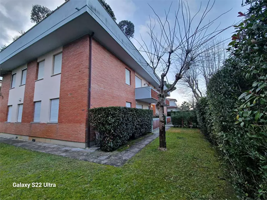 appartamento in affitto a Forte dei Marmi in zona Vittoria Apuana
