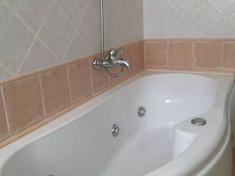 Immagine 39 di Villa in affitto  in Via Tremaiola a Pietrasanta