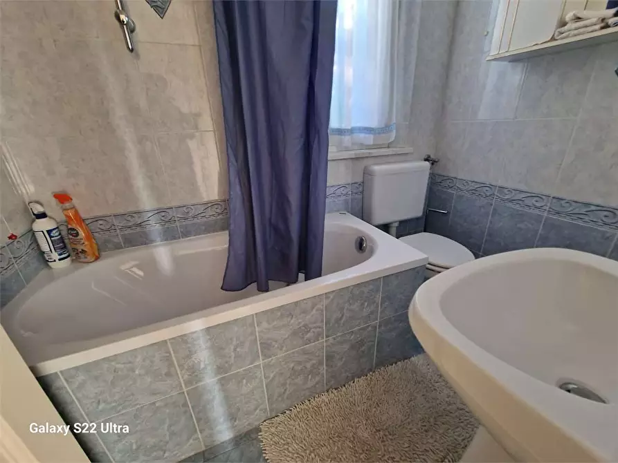 Immagine 30 di Casa indipendente in affitto  in Via M. Buonarroti a Pietrasanta