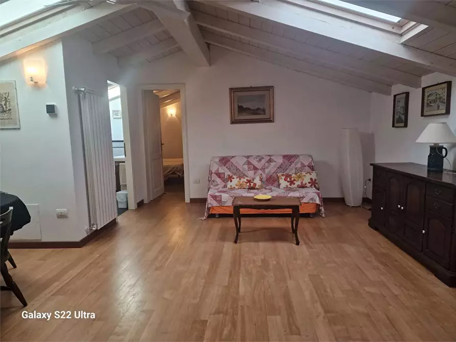 Immagine 25 di Casa indipendente in affitto  in Via M. Buonarroti a Pietrasanta