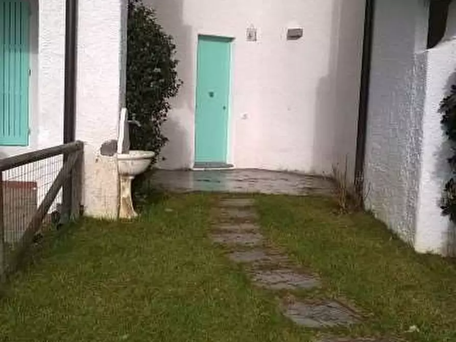 Immagine 23 di Villetta a schiera in affitto  in Via Calamandrei a Forte Dei Marmi