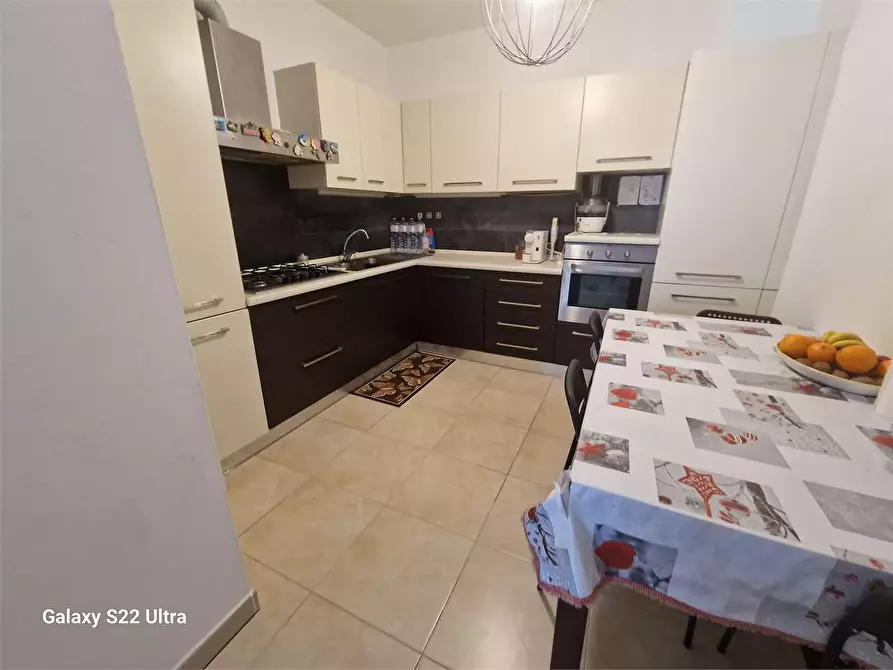 Immagine 10 di Appartamento in vendita  in Via Versilia a Seravezza