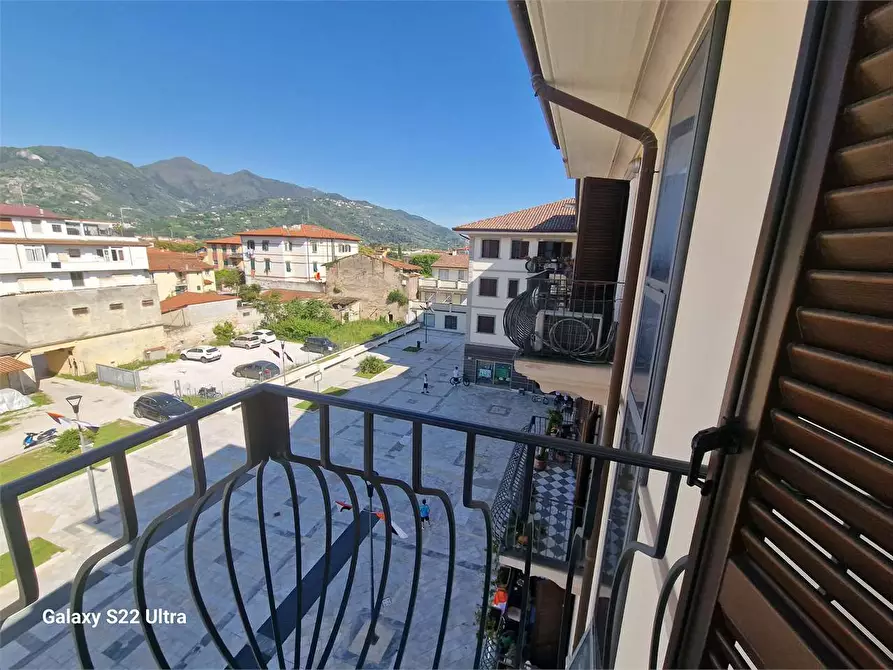 Immagine 9 di Appartamento in vendita  in Via Versilia a Seravezza