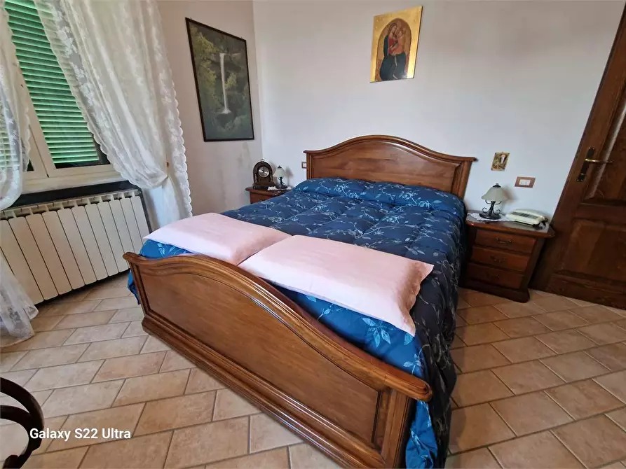 Immagine 13 di Appartamento in vendita  in Via Don Minzoni a Seravezza