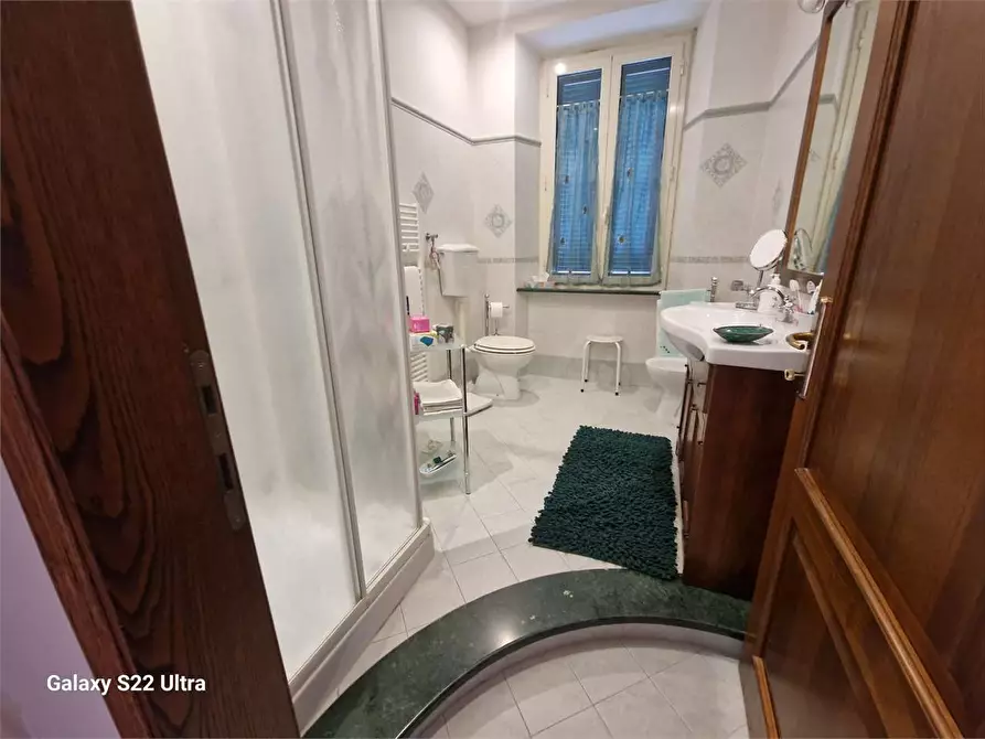 Immagine 14 di Appartamento in vendita  in Via Don Minzoni a Seravezza