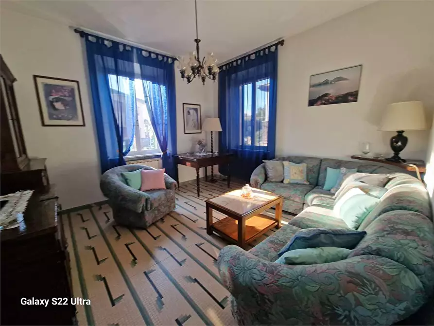 Immagine 1 di Appartamento in vendita  in Via Fiumetto a Seravezza