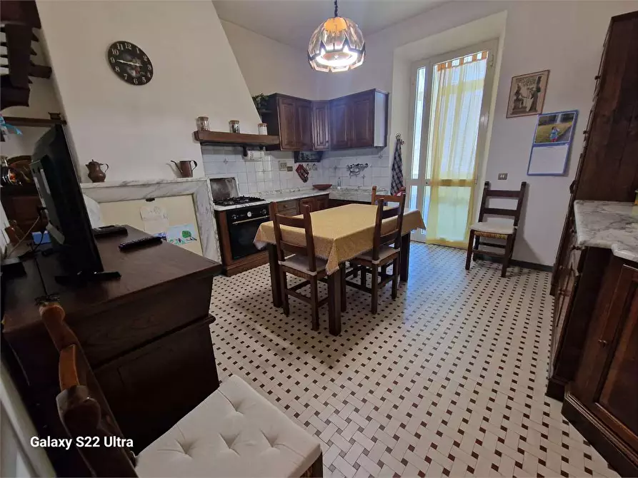 Immagine 7 di Appartamento in vendita  in Via Don Minzoni a Seravezza