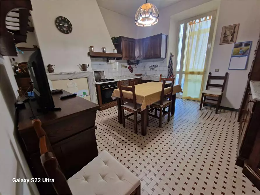 Immagine 8 di Appartamento in vendita  in Via Don Minzoni a Seravezza