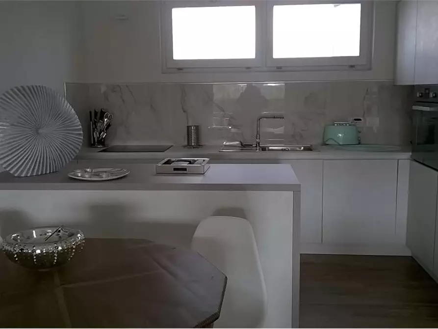 Immagine 8 di Villetta a schiera in affitto  in Via Civitali a Forte Dei Marmi