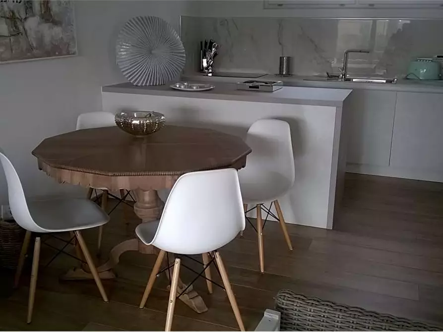 Immagine 4 di Villetta a schiera in affitto  in Via Civitali a Forte Dei Marmi